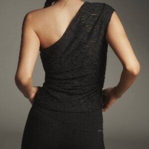 BLACK Textured One-Shoulder Top